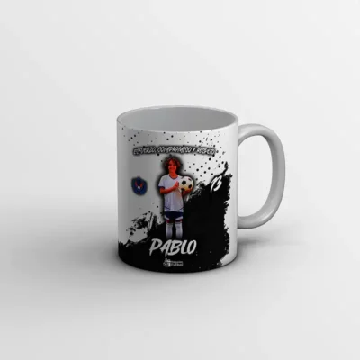 taza_pinceladas_negro_fondo_gris1 Taza de futbol personalizada con foto | Pinceladas